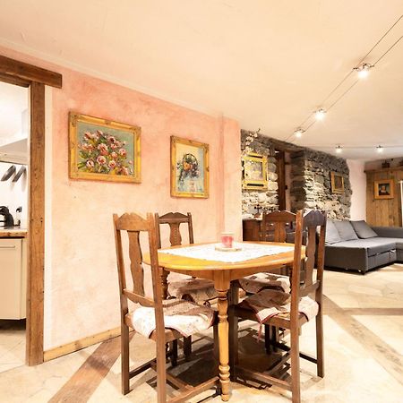 Art Maison กอนเญ ภายนอก รูปภาพ